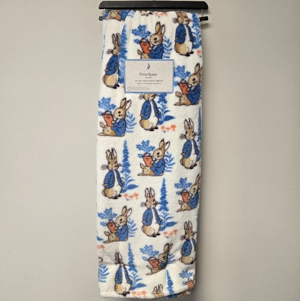Peter Rabbit Decorative Throw Blanket
